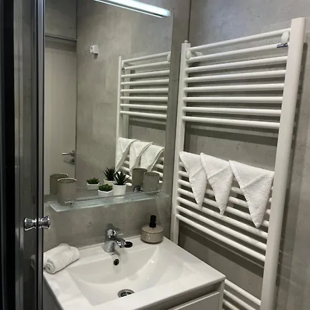 Szechenyi Apartment